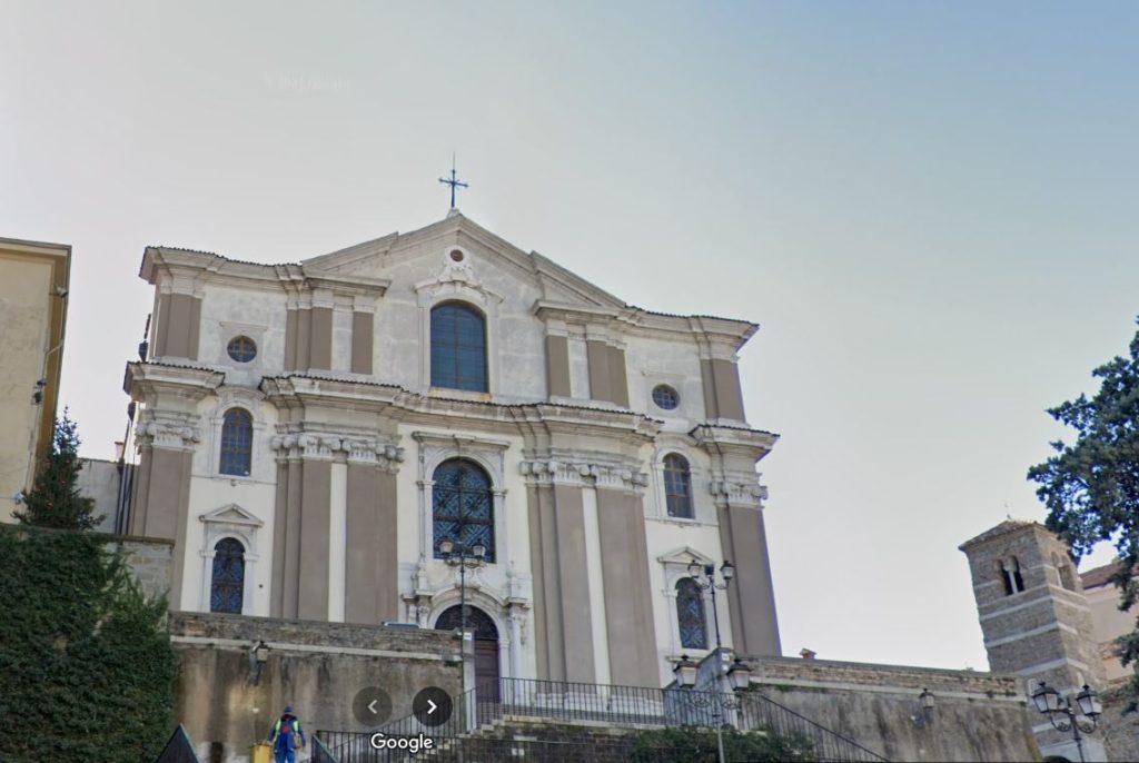 chiesa e scalinata di Santa Maria Maggiore a Trieste da Google Street View