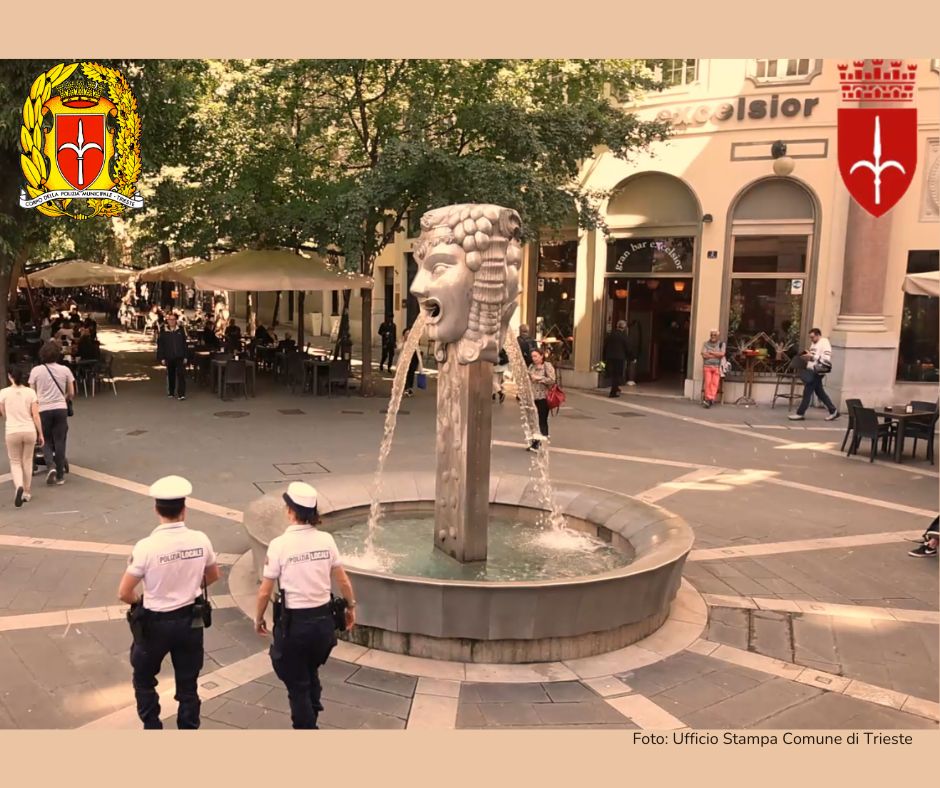 veduta della Fontana di Largo Bonifacio e due operatori appiedati